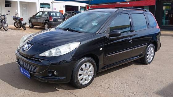 PEUGEOT 207 1.4 XR SPORT SW 8V FLEX 4P MANUAL PEUGEOT 207 1.4 XR SPORT SW 8V FLEX 4P MANUAL